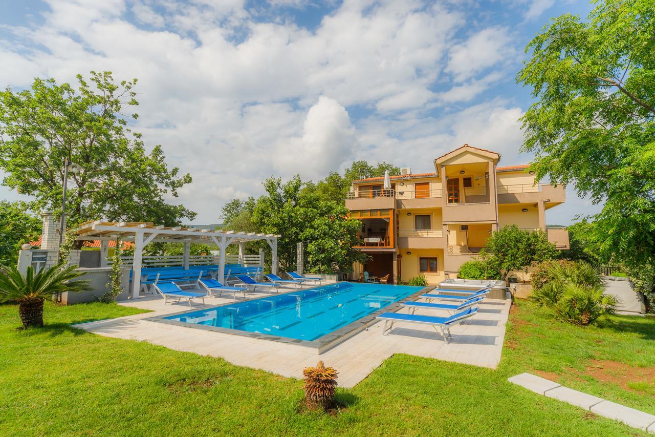 Apartmani Novakovic Котор Экстерьер фото